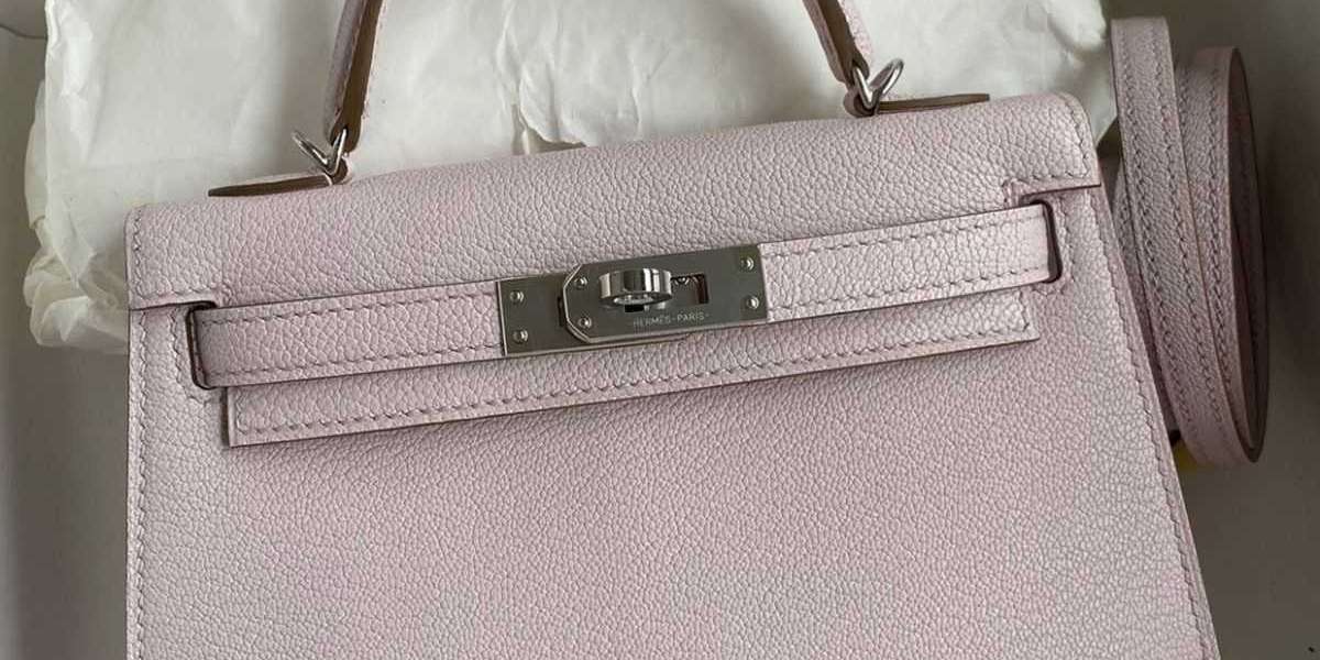 women fashion and prepare Hermes to be blown away